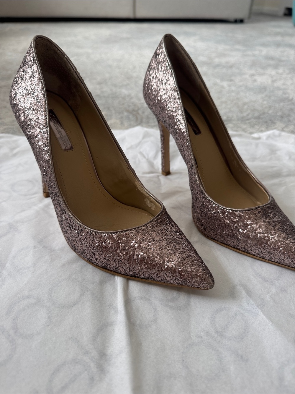 BCBGeneration size 7M Rose Gold Glitter Pointed Toe Stilettos